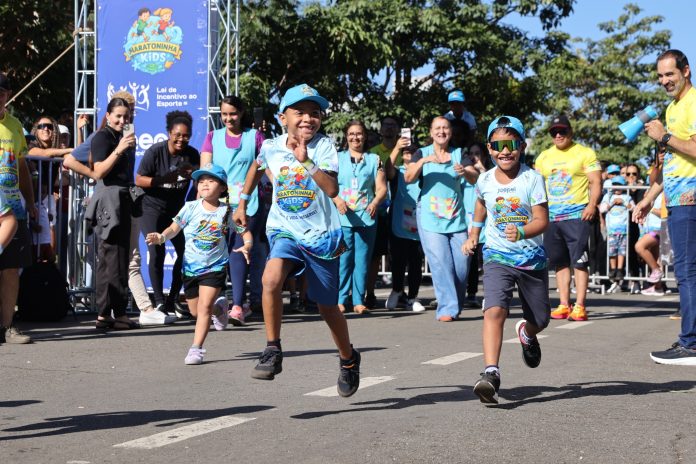 Cerca de 350 crianças participaram, no último domingo, da 2ª Maratoninha Kids Ecológica AGUEA, realizada no Parque São Francisco, em Senador Canedo.