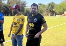 Alexandre Godoi revela problemas no estádio em Crixás e pontua objetivo do acesso