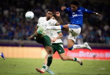 Goiás leva gol de pênalti, perde para o Cruzeiro e é eliminado da Copa do Brasil