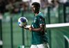 Goiás amplia contrato de lateral esquerdo e goleiro revelados na base
