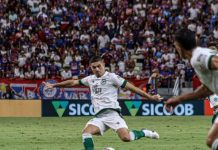 De virada, Goiás é goleado pelo Fortaleza e conhece a quarta derrota seguida na Série B