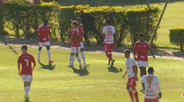 INTERNACIONAL X VILA NOVA FOTO TV INTER