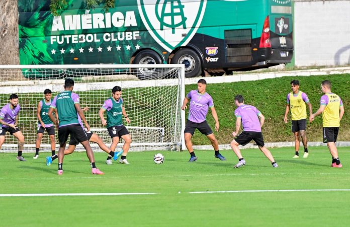 ELENCO AMÉRICA-MG FOTO MOURÃO PANDA AMÉRICA