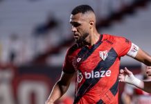 “Partida atípica que não podemos normalizar”, diz Coutinho após empate com o CRB