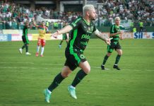 Ex-Goiás, Elvis detona diretoria da Ponte Preta por salários atrasados
