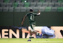Na estreia de Mozart, Goiás derrota Ceará com brilho e golaço de Kadu Souza Goiás vence o Ceará na Serrinha gol de Kadu Souza