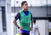 Atlético-GO abre negociação para contratar atacante que está no Ceará