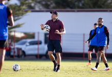 Roger Silva posiciona o provável Atlético-GO para encarar o Fortaleza; veja escalação