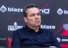 Adson questiona mexidas de Roger Silva e ameniza derrota para o Vila: “sem desespero”