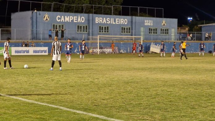GOIANIA X TRINDADE X VITOR