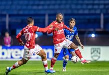 Vila Nova sai na frente, mas toma empate do Avaí e perde chance de assumir a liderança