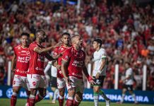 André Luís decide, Vila Nova bate América-MG e volta ao G-2 da Série B