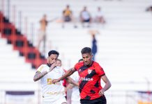 Atlético-GO goleia Criciúma com hat-trick de Gustavo Coutinho e entra no G6 da Série B