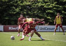 Guto Ferreira ganha dois retornos, mas perde zagueiro para o clássico; veja escalação do Vila