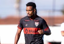 Após um mês sem atuar, lateral recupera de lesão e será novidade no Atlético-GO