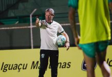 Goiânia anuncia contratação do técnico Ito Roque, ex-Rio Verde