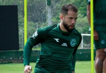 Rodrigo Soares dever ser titular no Goiás para o clássico; Verdão terá baixas
