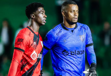 Gerente do Atlético-GO explica caso de racismo contra Paulo Vítor durante jogo com Juventude