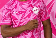 Vila Nova apresenta camisa em apoio ao Outubro Rosa; veja fotos