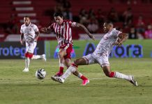 Vila Nova vence o Náutico nos Aflitos e retoma a liderança da Série B