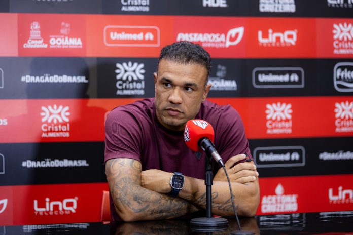 TÉCNICO ROGER SILVA ATLÉTICO